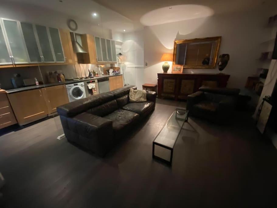 Large Studio Flat In Kensington London Exterior foto