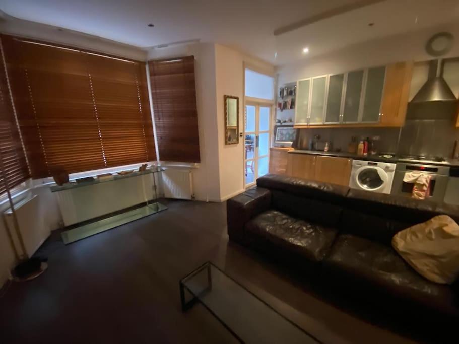 Large Studio Flat In Kensington London Exterior foto