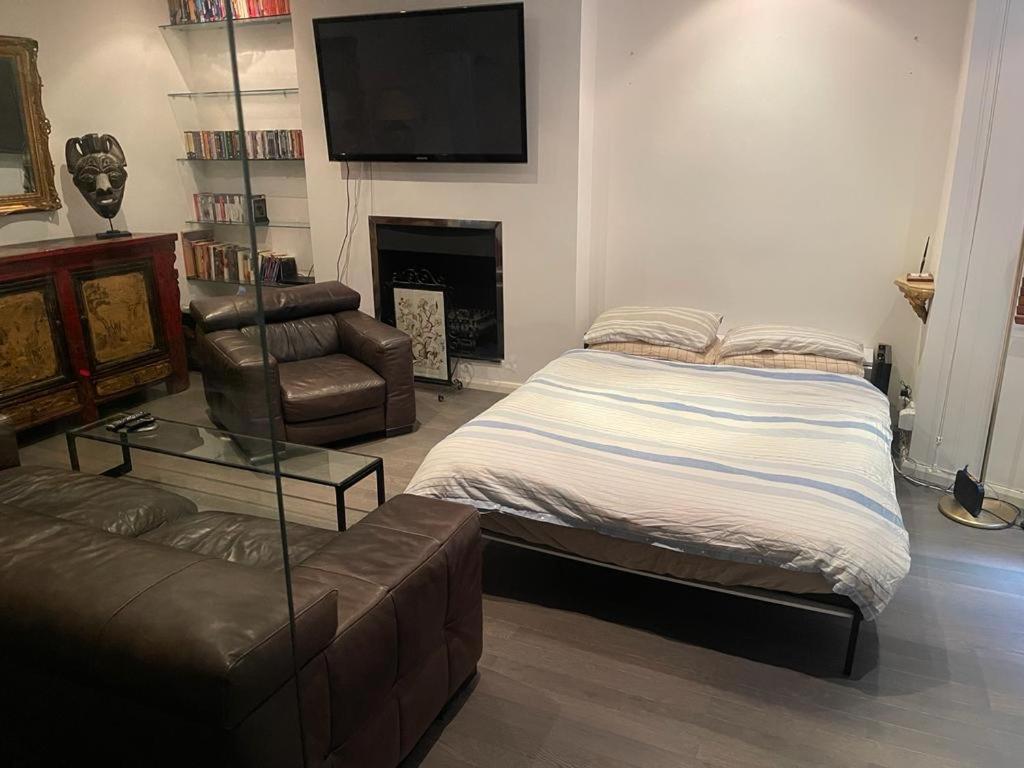 Large Studio Flat In Kensington London Exterior foto